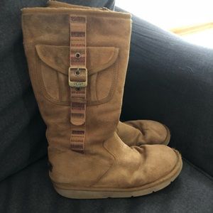Ugg cargo boots